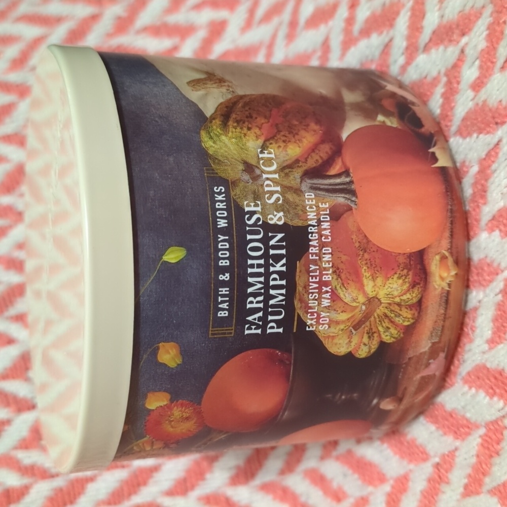 NWT BBW Bath and Body Works 3-Wick Candle Farmhouse Pumpkin & Spice Patchouli